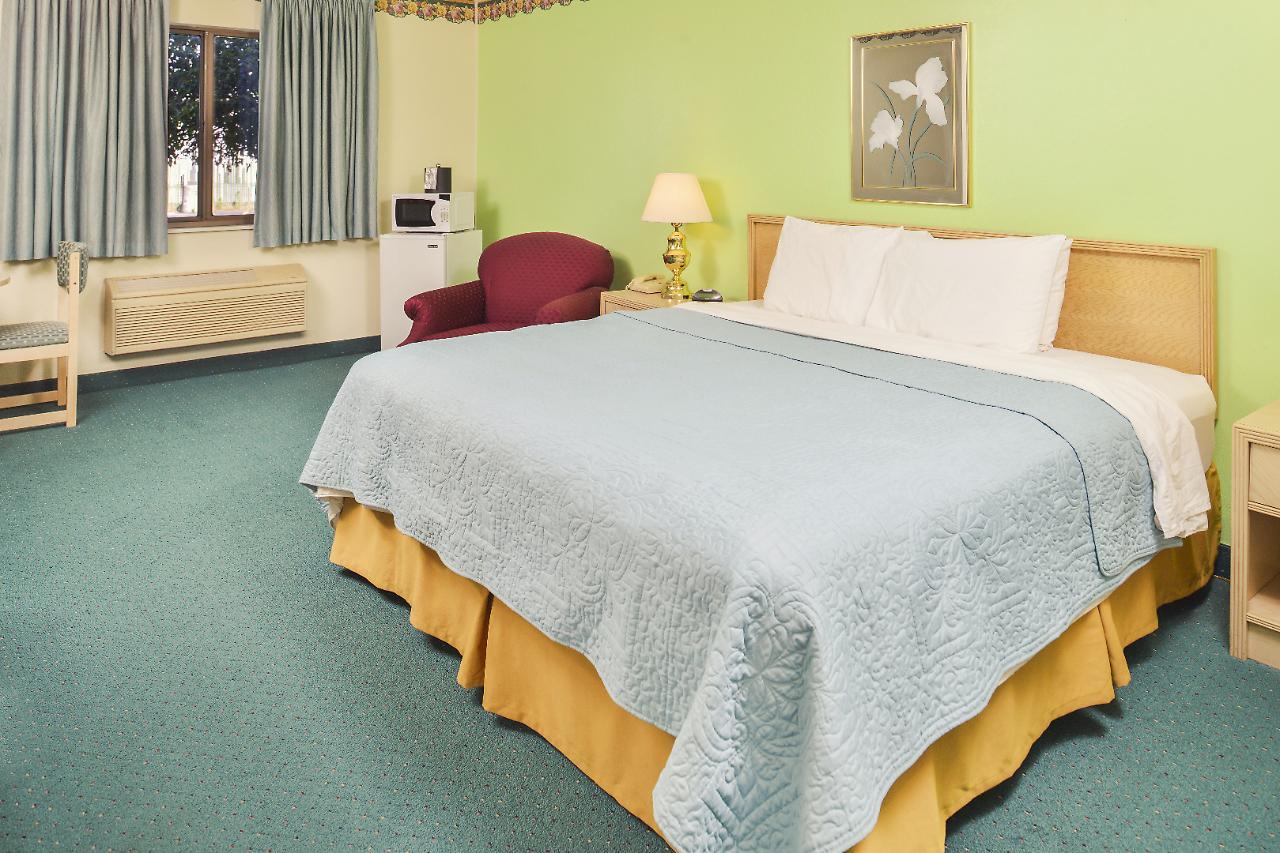 Americas Best Value Inn & Suites - Bluffton Eksteriør billede