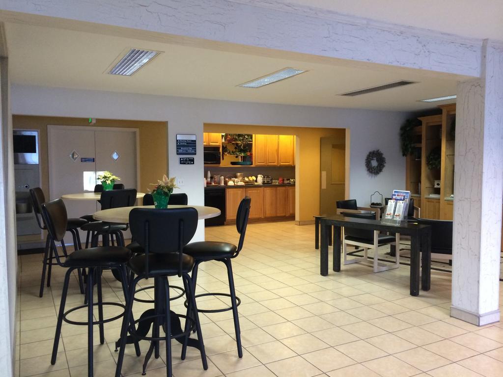 Americas Best Value Inn & Suites - Bluffton Eksteriør billede