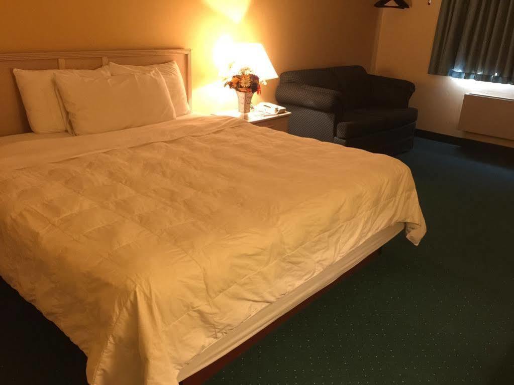 Americas Best Value Inn & Suites - Bluffton Eksteriør billede