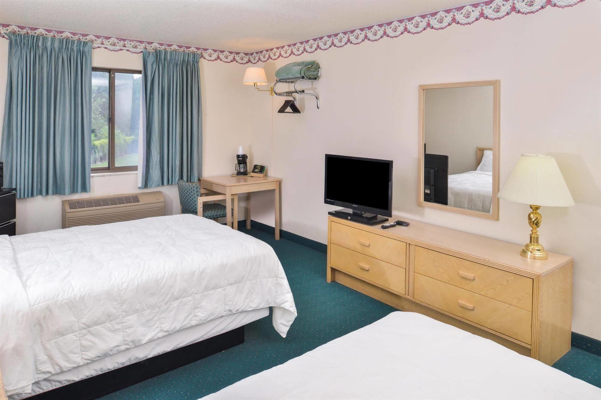 Americas Best Value Inn & Suites - Bluffton Eksteriør billede